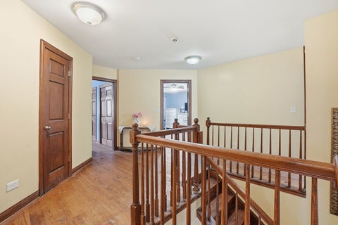 Tiny photo for 5733 W 97th Street, Oak Lawn, IL 60453 (MLS # 12689609)