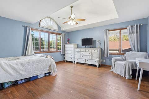 Tiny photo for 5733 W 97th Street, Oak Lawn, IL 60453 (MLS # 12689609)