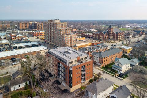 Tiny photo for 110 S Evergreen Avenue #5CN, Arlington Heights, IL 60005 (MLS # 12601568)