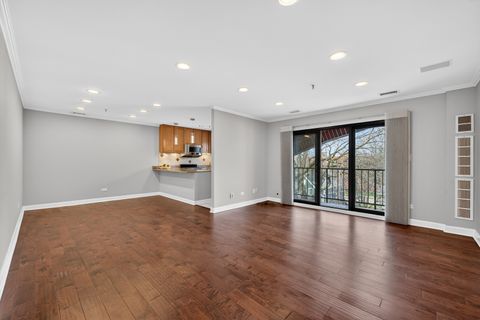 Tiny photo for 110 S Evergreen Avenue #5CN, Arlington Heights, IL 60005 (MLS # 12601568)