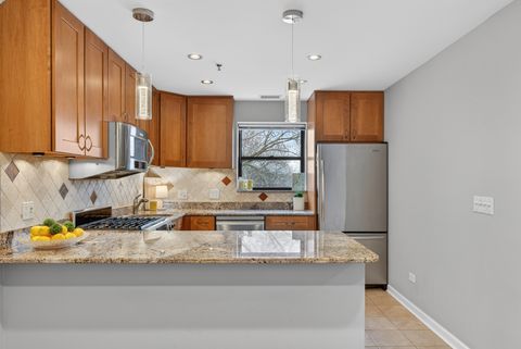 Tiny photo for 110 S Evergreen Avenue #5CN, Arlington Heights, IL 60005 (MLS # 12601568)