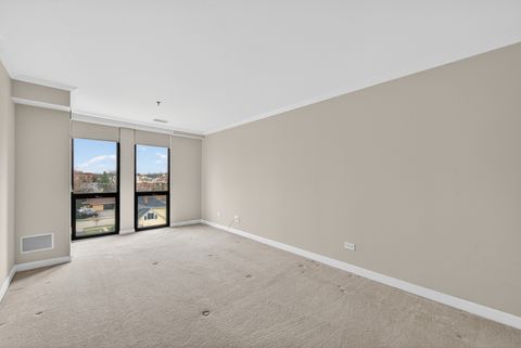 Tiny photo for 110 S Evergreen Avenue #5CN, Arlington Heights, IL 60005 (MLS # 12601568)