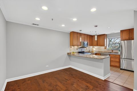 Tiny photo for 110 S Evergreen Avenue #5CN, Arlington Heights, IL 60005 (MLS # 12601568)