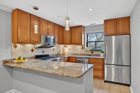 Tiny photo for 110 S Evergreen Avenue #5CN, Arlington Heights, IL 60005 (MLS # 12601568)