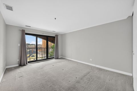 Tiny photo for 110 S Evergreen Avenue #5CN, Arlington Heights, IL 60005 (MLS # 12601568)