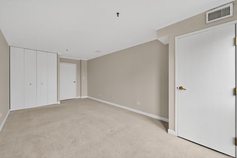Tiny photo for 110 S Evergreen Avenue #5CN, Arlington Heights, IL 60005 (MLS # 12601568)