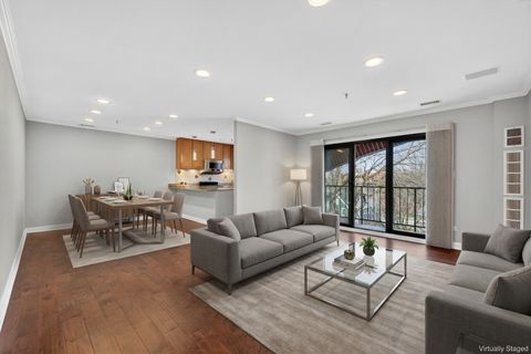 Tiny photo for 110 S Evergreen Avenue #5CN, Arlington Heights, IL 60005 (MLS # 12601568)