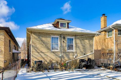 Tiny photo for 8723 Callie Avenue, Morton Grove, IL 60053 (MLS # 12552674)