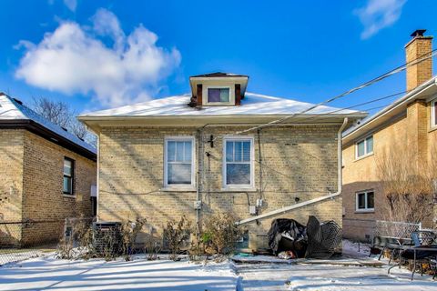 Tiny photo for 8723 Callie Avenue, Morton Grove, IL 60053 (MLS # 12552674)