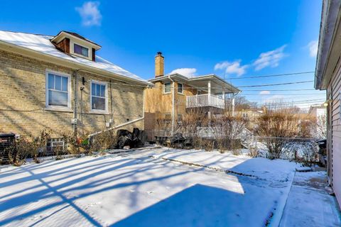 Tiny photo for 8723 Callie Avenue, Morton Grove, IL 60053 (MLS # 12552674)