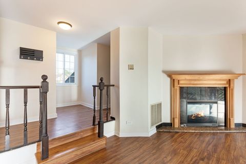 Tiny photo for 1756 Plymouth Court #B, Wheaton, IL 60189 (MLS # 12600564)