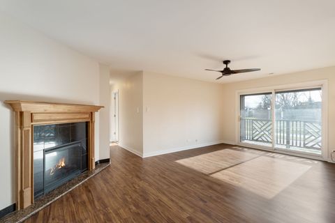 Tiny photo for 1756 Plymouth Court #B, Wheaton, IL 60189 (MLS # 12600564)