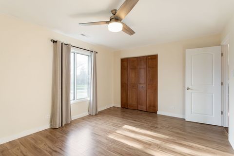 Tiny photo for 1756 Plymouth Court #B, Wheaton, IL 60189 (MLS # 12600564)