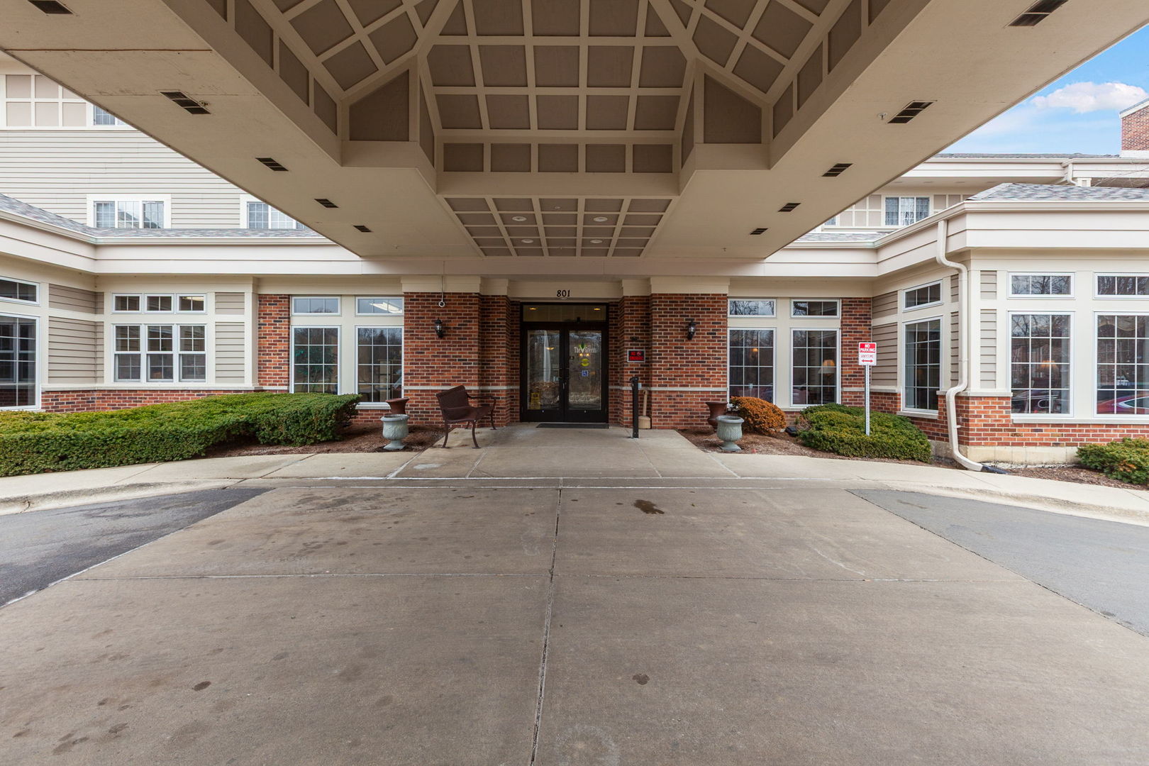 801 N Mclean Boulevard 222