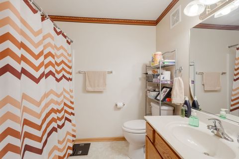 Tiny photo for 801 N Mclean Boulevard #222, Elgin, IL 60123 (MLS # 12606508)