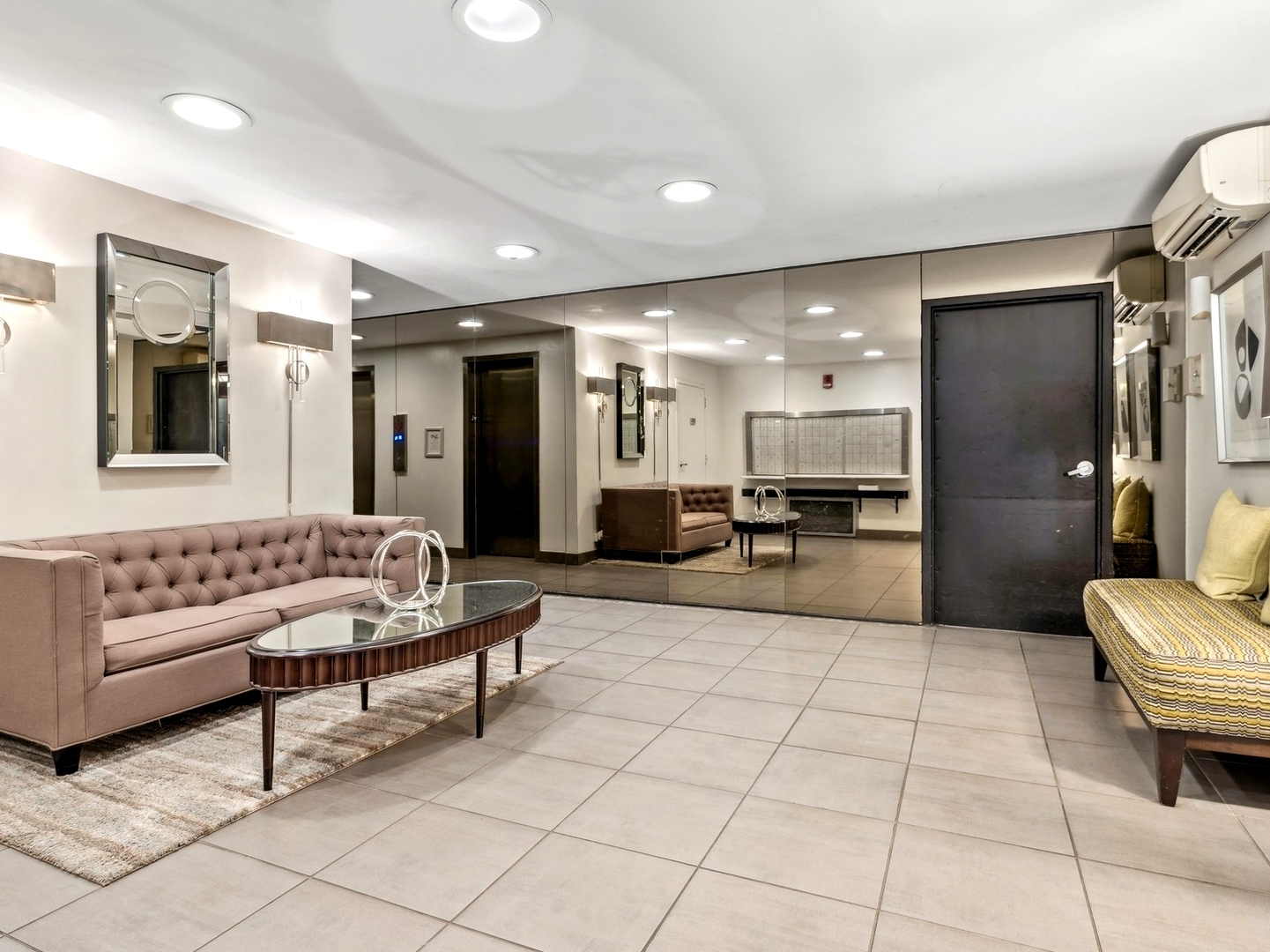1339 N Dearborn Street 11D