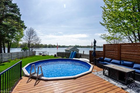 Tiny photo for 1907 E Grand Avenue, Lindenhurst, IL 60046 (MLS # 12634962)