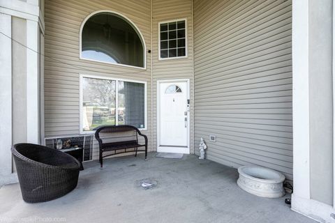 Tiny photo for 1907 E Grand Avenue, Lindenhurst, IL 60046 (MLS # 12634962)
