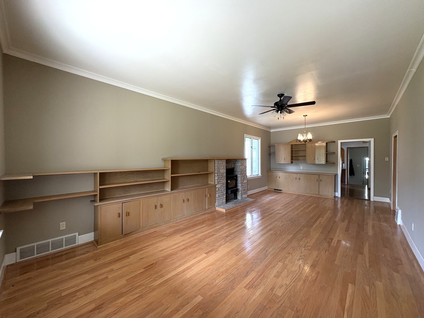 503 S BLOOMINGTON Street