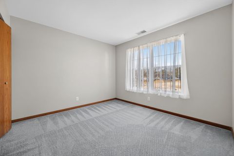 Tiny photo for 215 Alexandra Court, North Aurora, IL 60542 (MLS # 12547651)