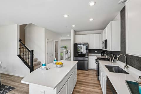 Tiny photo for 1611 Bentz Way, Batavia, IL 60510 (MLS # 12723897)