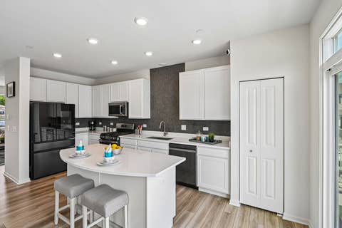 Tiny photo for 1611 Bentz Way, Batavia, IL 60510 (MLS # 12723897)