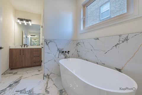 Tiny photo for 4015 N Albany Avenue, Chicago, IL 60618 (MLS # 12539106)