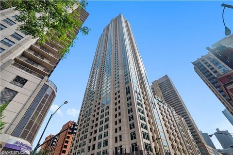 Photo of 33 W Ontario Street #32E, Chicago, IL 60654 (MLS # 12631433)