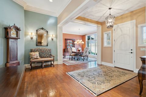 Tiny photo for 26 Chippiannock Place, Rock Island, IL 61201 (MLS # 100000676)