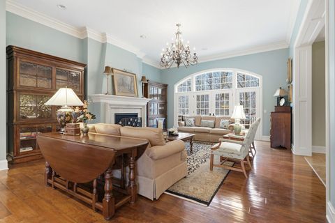 Tiny photo for 26 Chippiannock Place, Rock Island, IL 61201 (MLS # 100000676)