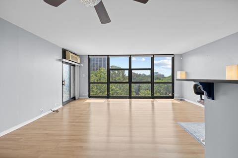 Tiny photo for 2901 S Michigan Avenue #405, Chicago, IL 60616 (MLS # 12730050)