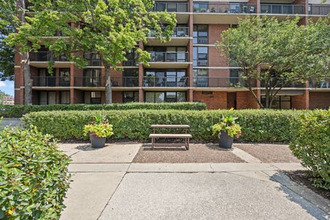 Tiny photo for 2901 S Michigan Avenue #405, Chicago, IL 60616 (MLS # 12730050)