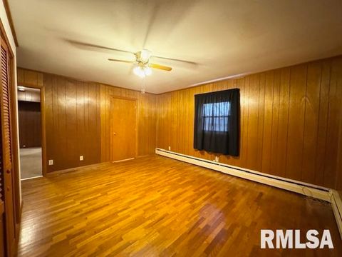 Tiny photo for 5267 Old North Road, Christopher, IL 62822 (MLS # EB460637)