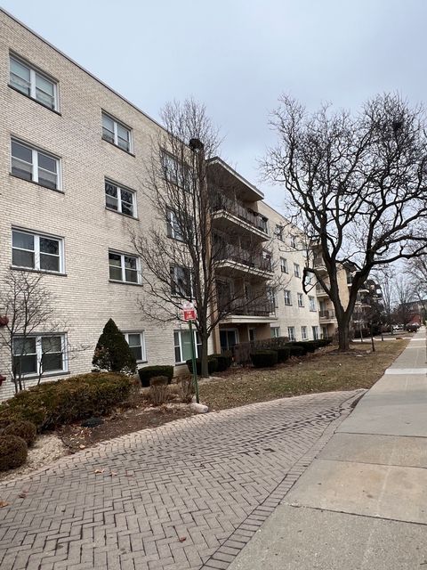 Tiny photo for 8210 Elmwood Avenue #403, Skokie, IL 60077 (MLS # 12604786)