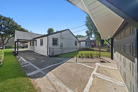 Tiny photo for 428 Paxton Avenue, Calumet City, IL 60409 (MLS # 12499917)
