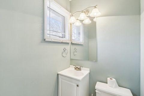 Tiny photo for 14832 Clifton Park Avenue, Midlothian, IL 60445 (MLS # 12613991)