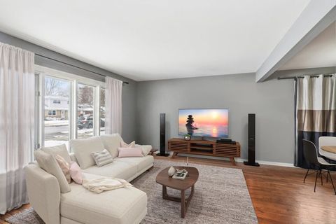 Tiny photo for 14832 Clifton Park Avenue, Midlothian, IL 60445 (MLS # 12613991)