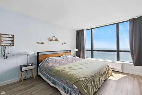 Tiny photo for 5415 N Sheridan Road #3402, Chicago, IL 60640 (MLS # 12407082)