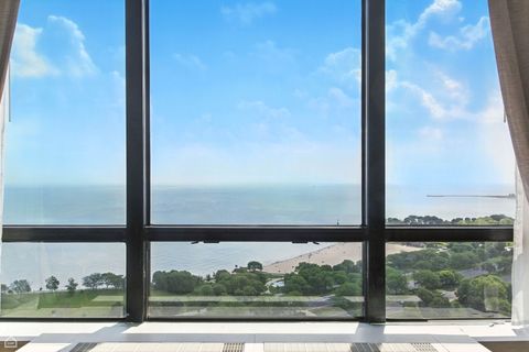 Tiny photo for 5415 N Sheridan Road #3402, Chicago, IL 60640 (MLS # 12407082)