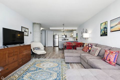 Tiny photo for 5415 N Sheridan Road #3402, Chicago, IL 60640 (MLS # 12407082)