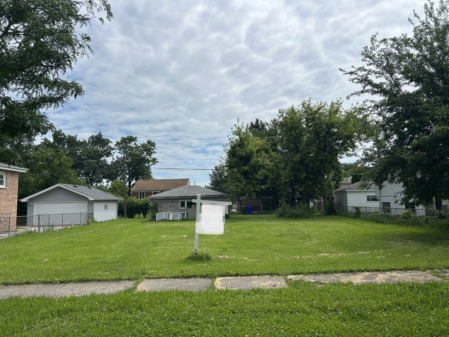 4223 Elm Avenue