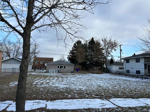 Tiny photo for 4223 Elm Avenue, Lyons, IL 60534 (MLS # 12551720)