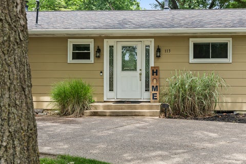 Tiny photo for 113 31ST Avenue, Moline, IL 61265 (MLS # 12697876)