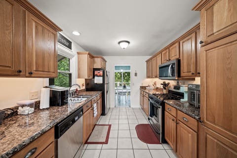 Tiny photo for 113 31ST Avenue, Moline, IL 61265 (MLS # 12697876)