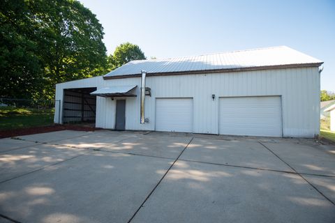 Tiny photo for 1301 Long Street, Dixon, IL 61021 (MLS # 12652496)