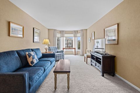 Tiny photo for 400 Ascot Drive #2L, Park Ridge, IL 60068 (MLS # 12625141)