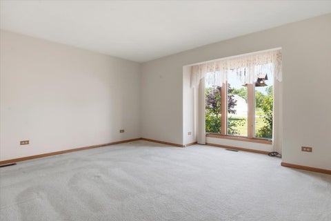 Tiny photo for 10351 W Prairie Lane, Beach Park, IL 60087 (MLS # 12738859)