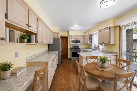 Tiny photo for 10351 W Prairie Lane, Beach Park, IL 60087 (MLS # 12738859)
