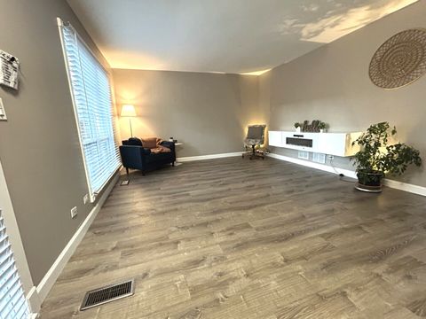 Tiny photo for 4147 Continental Drive, Waukegan, IL 60087 (MLS # 12489169)