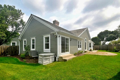 Tiny photo for 452 Park Barrington Drive, Barrington, IL 60010 (MLS # 12797490)